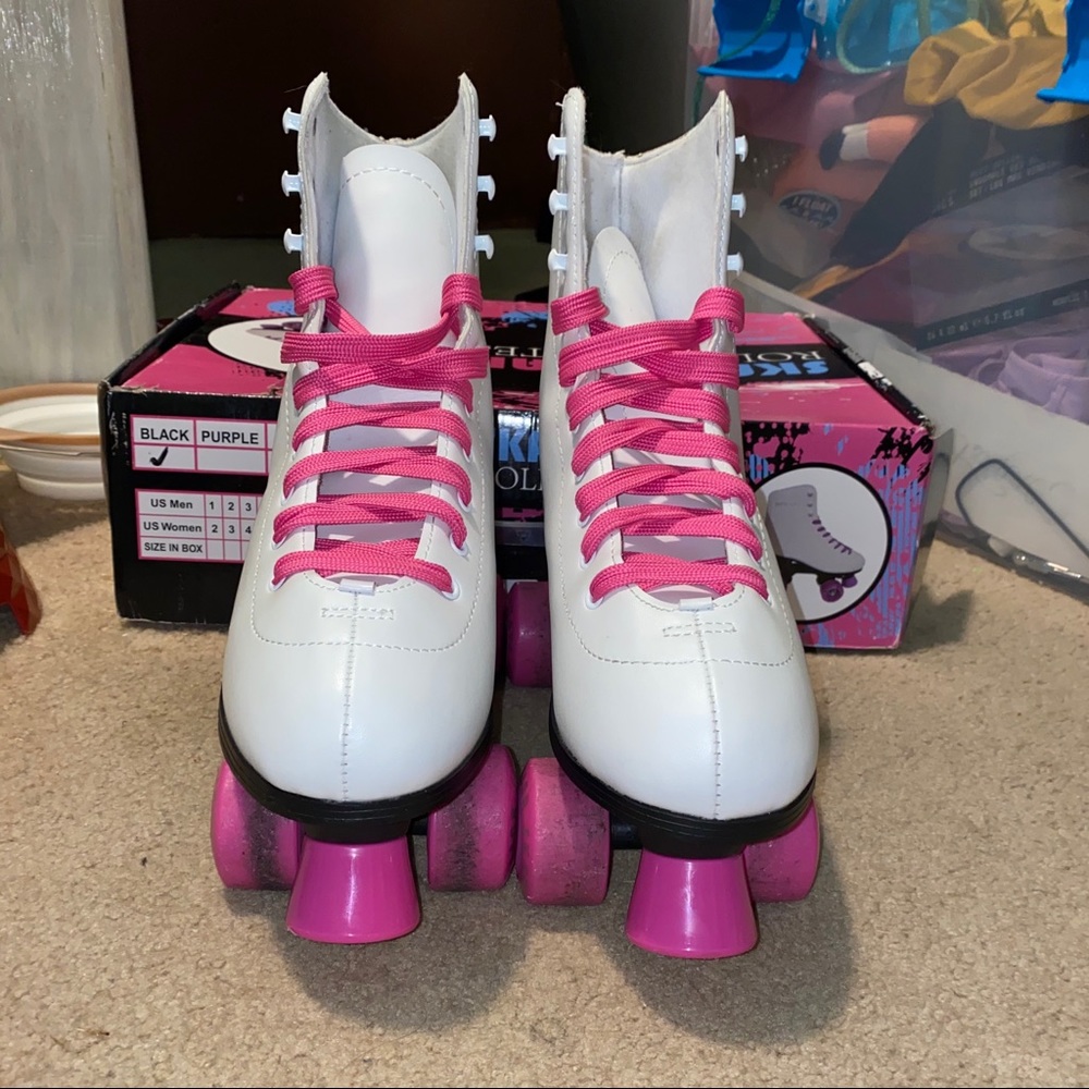 ***Sold*** Do not buy — Quad roller skates